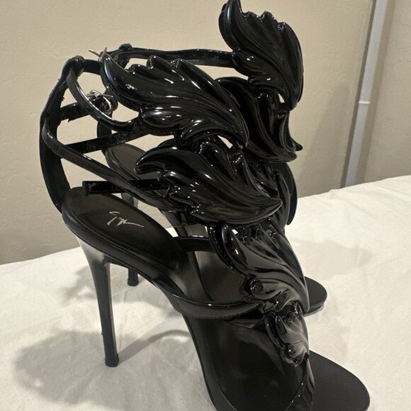 Giuseppe Zanotti Cruel Winged Heels - Picture 4 of 6